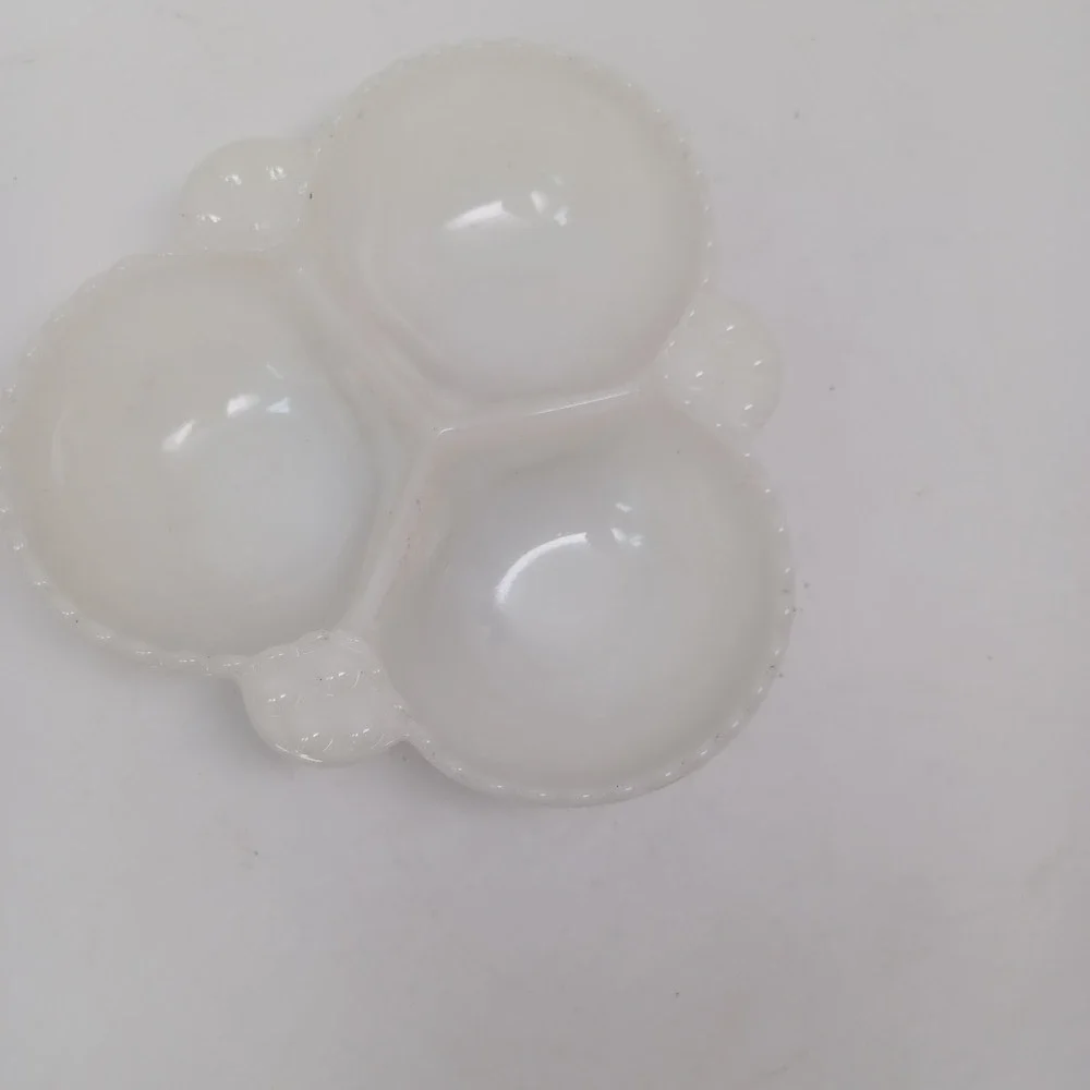 Vintage White Milk Glass Hobnail 3 Compartment Relish Dish Beaded Rim 7 inch